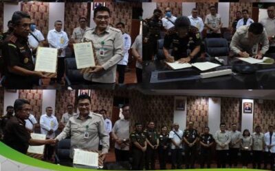Penandatanganan Nota Perjanjian Kerja Sama antara Kejaksaan Tinggi Sulut dengan RSUP Kandou Manado yang di Tandatangani oleh Kepala Kejaksaan Tinggi Sulut Dr. Andi Muhammad Taufik, SH.,MH.,CGCAE dengan Direktur Utama RSUP Kandou Manado Dr.dr. Jimmy Panelewen, SpB-KBD