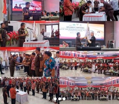 Kepala Kejaksaan Tinggi Sulut Dr. Andi Muhammad Taufik, SH.,MH.,CGCAE bersama Walikota Bitung Ir. Maurits Mantiri, MM melantik Panitia Pelaksana Karate Open Tournament Kajati Sulut Cup Ke-4 dan Piala Tetap Walikota Bitung Tahun 2023