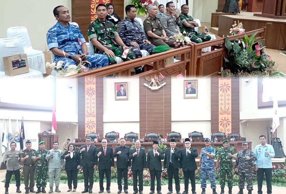 Kepala Kejaksaan Tinggi Sulawesi Utara Dr. Andi Muhammad Taufik, SH.,MH.,CGCAE diwakili Koordinator Fikfik Zulrofik, SH.,MH. mengikuti Rapat Paripurna DPRD dalam Rangka Penyerahan Laporan Hasil Pemeriksaan (LHP) Badan Pemeriksa Keuangan RI