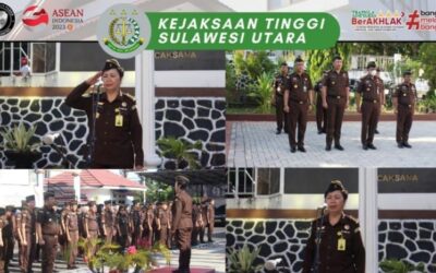 Asisten Pembinaan Dasplin SH.,MM memimpin apel kerja pagi yang diadakan setiap Hari Senin