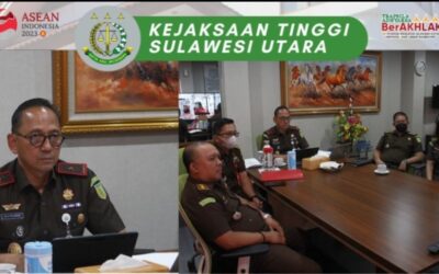 Wakil Kepala Kejaksaan Tinggi Sulut, Sila Pulungan Wakil Kepala Kejaksaan Tinggi Sulut di dampingi Asisten Tindak Pidana Umum Jeffry Paultje Maukar, SH.,MH, beserta Para Kasi Bidang Tindak Pidana Umum melaksanakan ekspose perkara Restorative Justice (RJ)