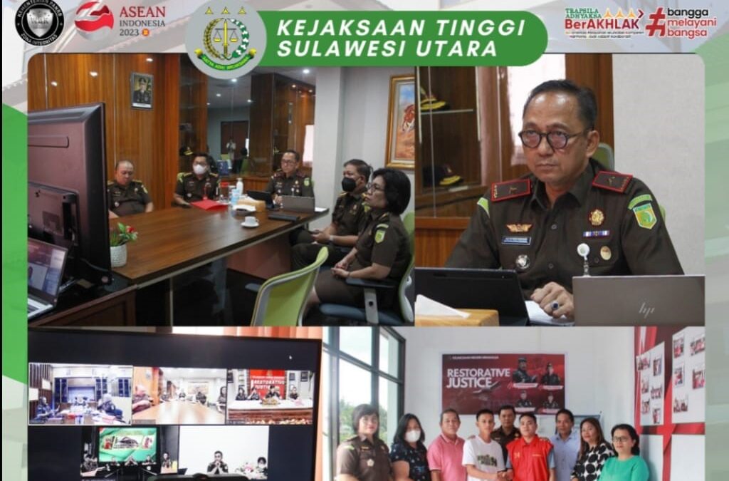 Wakil Kepala Kejaksaan Tinggi Sulut, Sila Pulungan Wakil Kepala Kejaksaan Tinggi Sulut di dampingi Asisten Tindak Pidana Umum Jeffry Paultje Maukar, SH.,MH, beserta Para Kasi Bidang Tindak Pidana Umum melaksanakan ekspose perkara Restorative Justice (RJ)