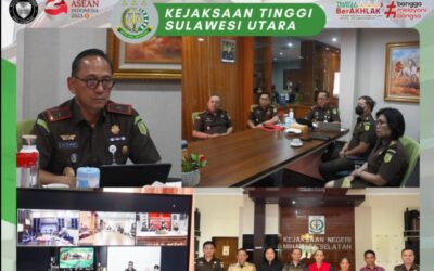 Wakil Kepala Kejaksaan Tinggi Sulut, Sila Pulungan Wakil Kepala Kejaksaan Tinggi Sulut di dampingi Asisten Tindak Pidana Umum Jeffry Paultje Maukar, SH.,MH, beserta Para Kasi Bidang Tindak Pidana Umum melaksanakan ekspose perkara Restorative Justice (RJ)