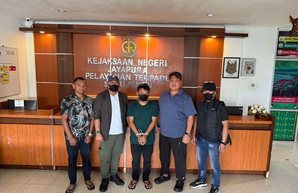 TIM TABUR KEJATI SULUT BERHASIL MENANGKAP DPO TINDAK PIDANA NARKOTIKA YANG SUDAH BURON SELAMA 4 TAHUN