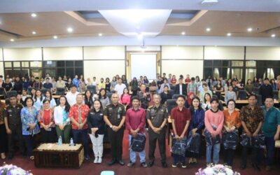 PENERANGAN HUKUM KEJATI SULUT LAKUKAN PENYULUHAN JAKSA MASUK KAMPUS (JMK) DI UNIVERSITAS NEGERI MANADO