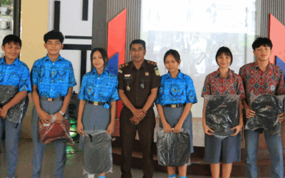 KEJATI SULUT KEMBALI GELAR PENYULUHAN HUKUM PROGRAM JAKSA MASUK SEKOLAH DI SMK NEGERI 3 MANADO