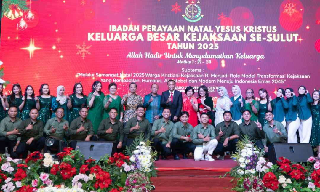 MERAYAKAN SUKACITA NATAL, KEJAKSAAN SE-SULAWESI UTARA MENYELENGGARAKAN IBADAH DAN PERAYAAN NATAL TAHUN 2025